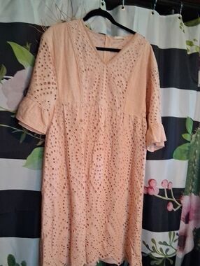 Peach Eyelet V-Neck Midi Dress